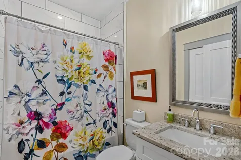 473 S Main Street Davidson NC 28036
