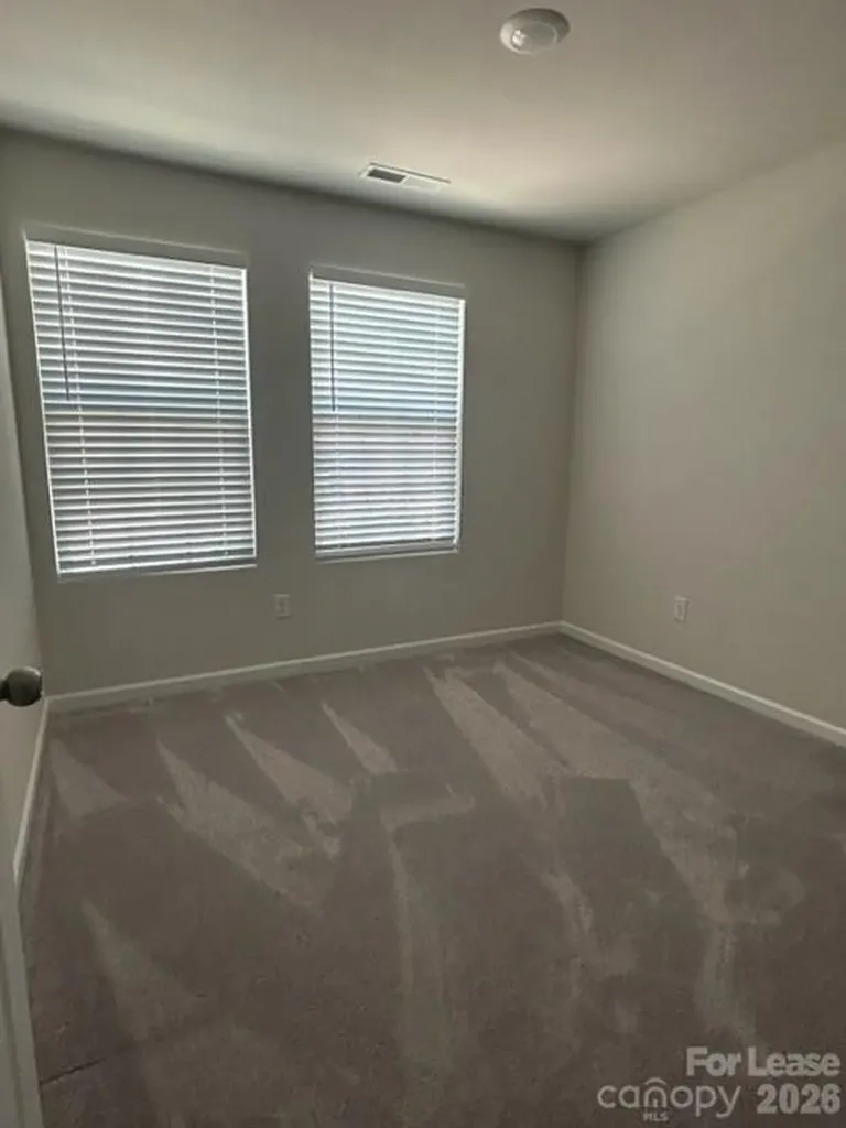 212 Brentwood Drive Statesville NC 28625