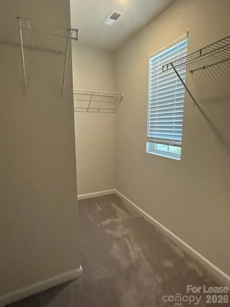 212 Brentwood Drive Statesville NC 28625
