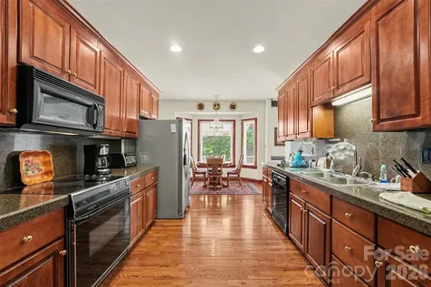 1859 Wetherburn Drive Kannapolis NC 28081