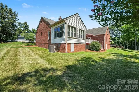 1859 Wetherburn Drive Kannapolis NC 28081