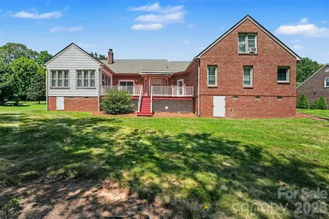 1859 Wetherburn Drive Kannapolis NC 28081