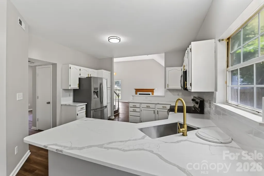 8511 Albury Walk Lane Charlotte NC 28277