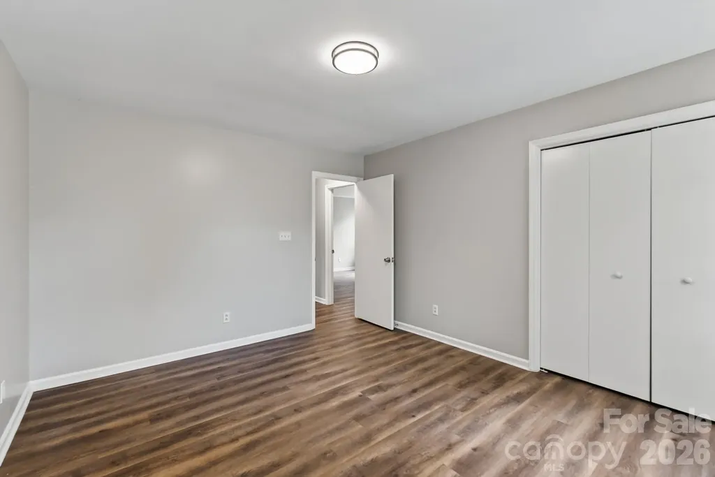 8511 Albury Walk Lane Charlotte NC 28277