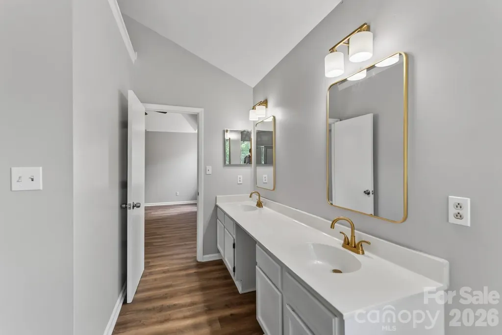 8511 Albury Walk Lane Charlotte NC 28277