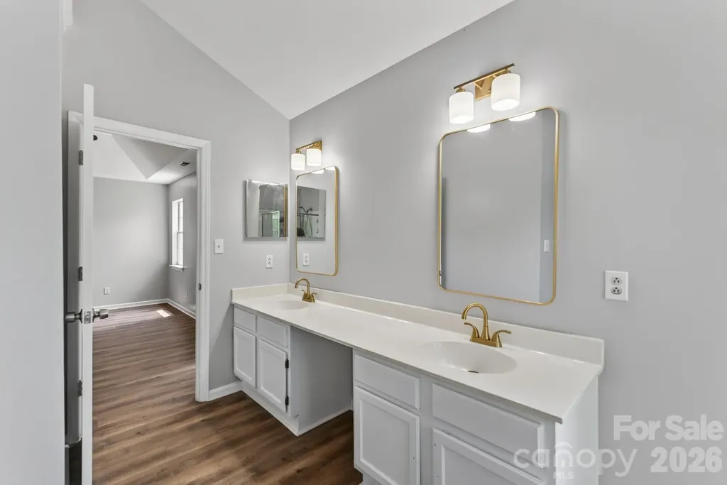 8511 Albury Walk Lane Charlotte NC 28277