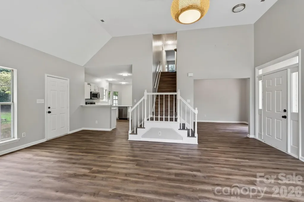 8511 Albury Walk Lane Charlotte NC 28277