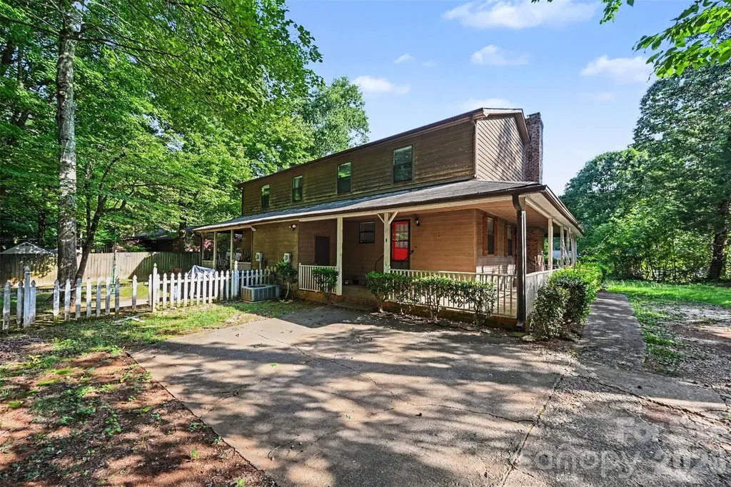 5729 Brickstone Drive Charlotte NC 28227