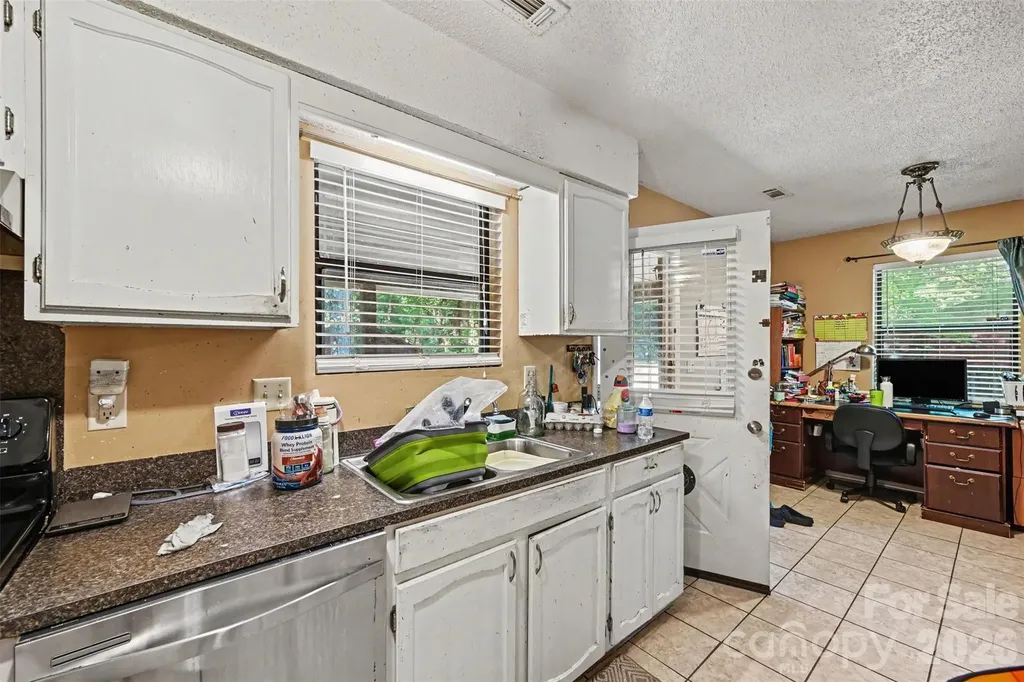 5729 Brickstone Drive Charlotte NC 28227