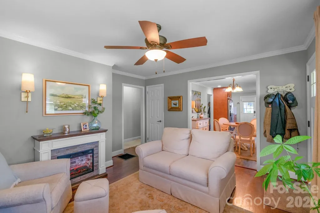 1501 Old Hickory Grove Road Mount Holly NC 28120