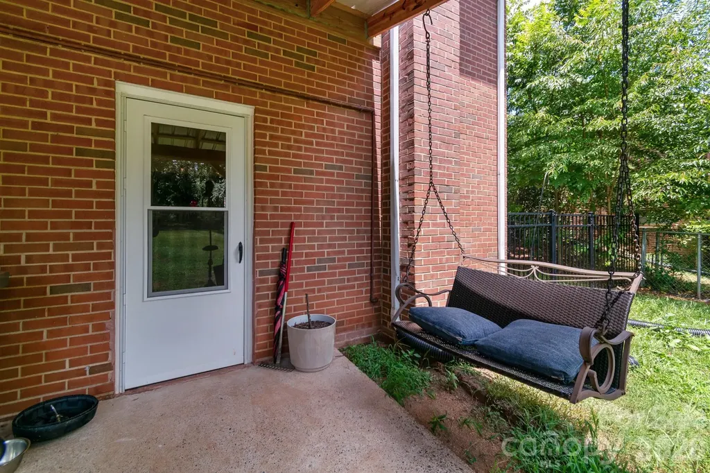 1501 Old Hickory Grove Road Mount Holly NC 28120