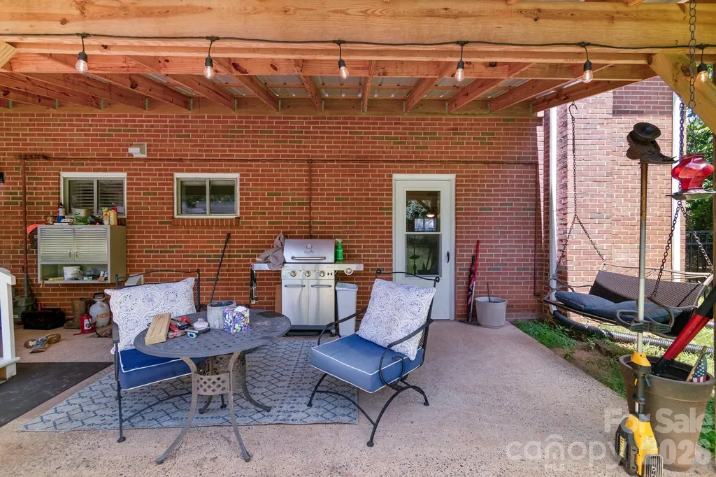 1501 Old Hickory Grove Road Mount Holly NC 28120