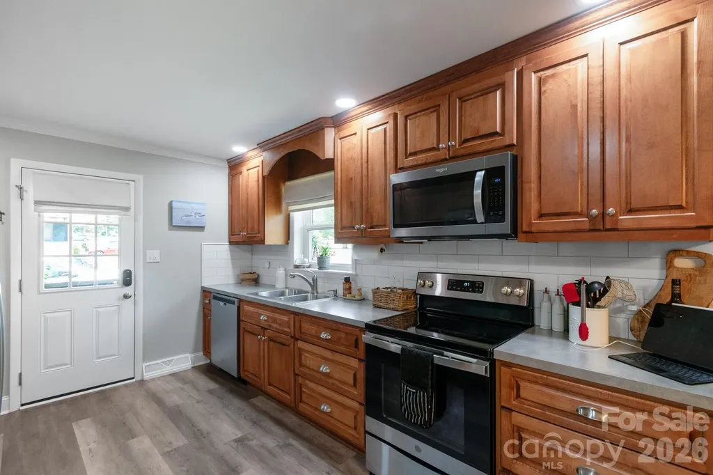 1501 Old Hickory Grove Road Mount Holly NC 28120