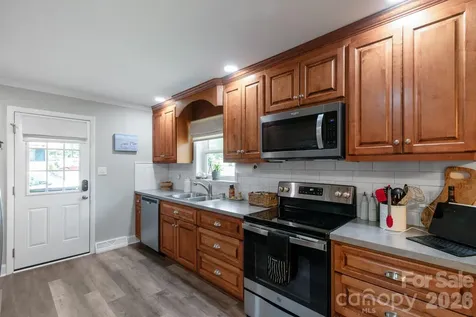 1501 Old Hickory Grove Road Mount Holly NC 28120