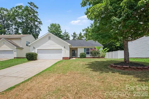 108 Briarwood Lane Mount Holly NC 28120