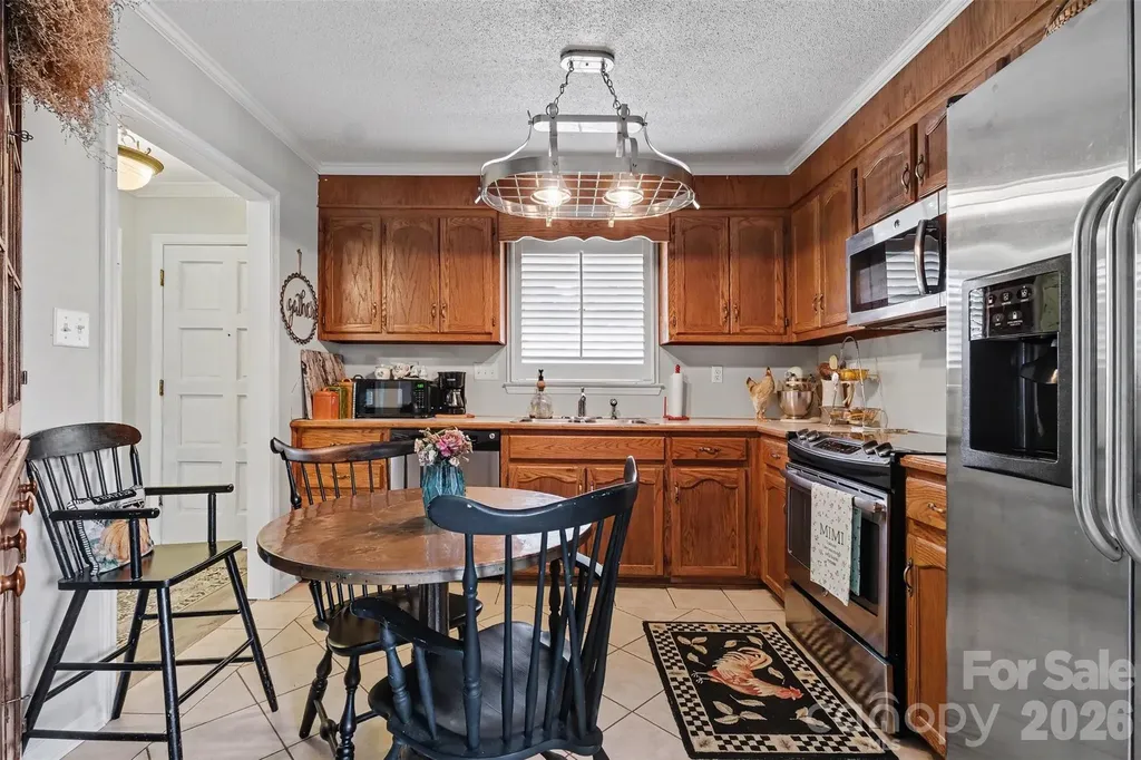 8427 Coulwood Oak Lane Charlotte NC 28214