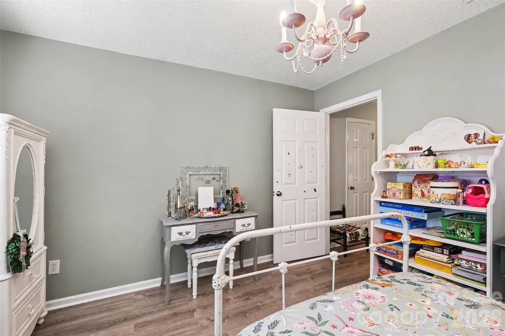 8427 Coulwood Oak Lane Charlotte NC 28214