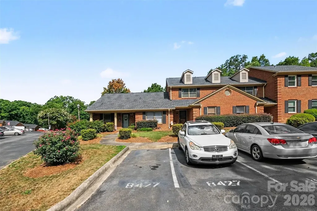 8427 Coulwood Oak Lane Charlotte NC 28214