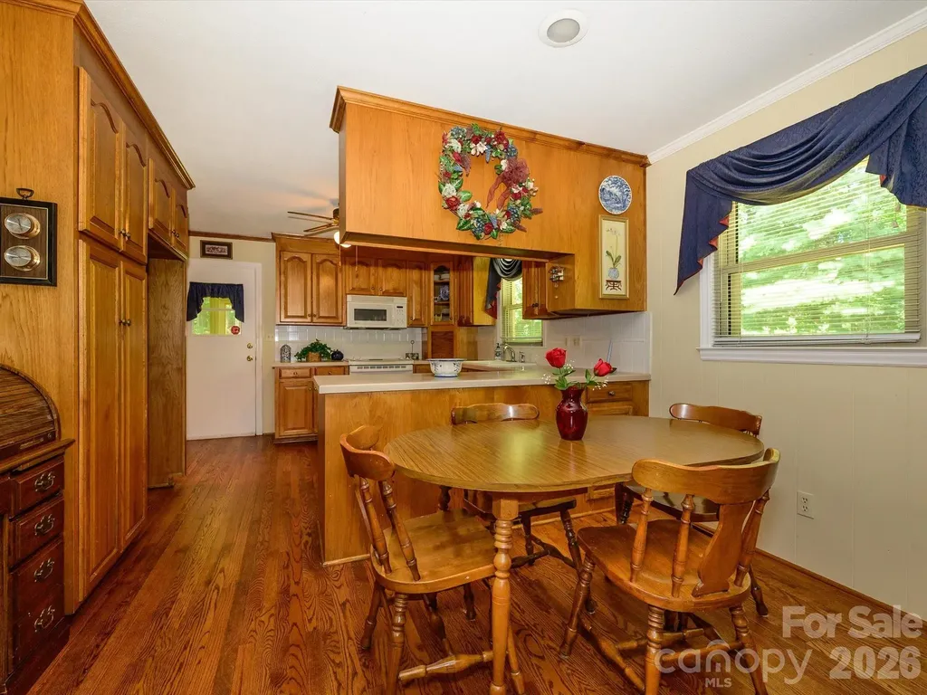 3712 Brookwood Road Charlotte NC 28215