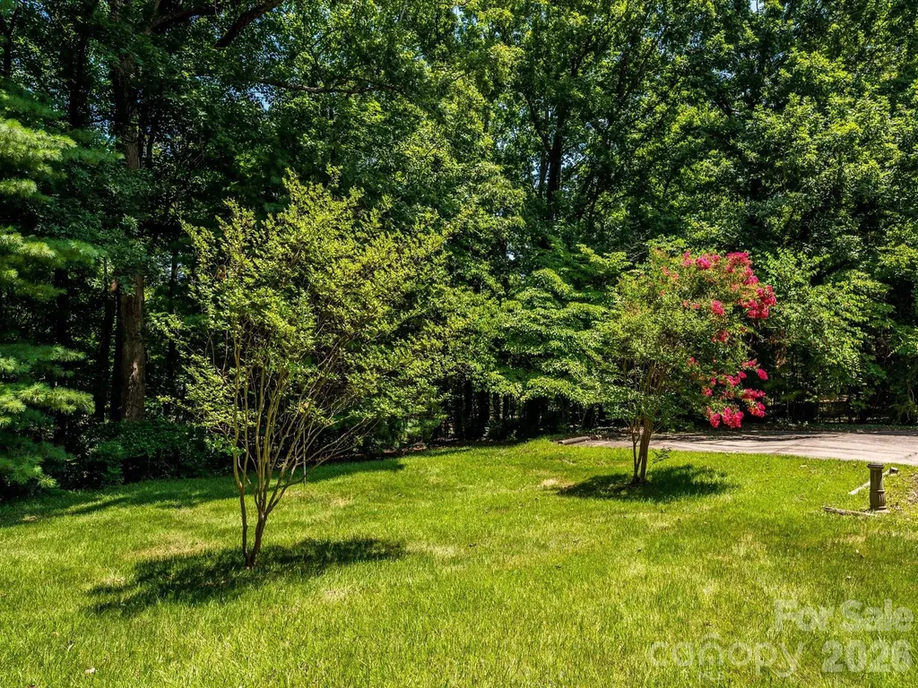 3712 Brookwood Road Charlotte NC 28215