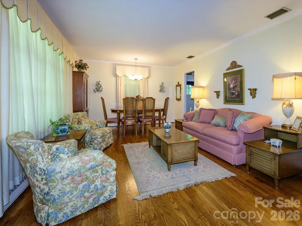 3712 Brookwood Road Charlotte NC 28215