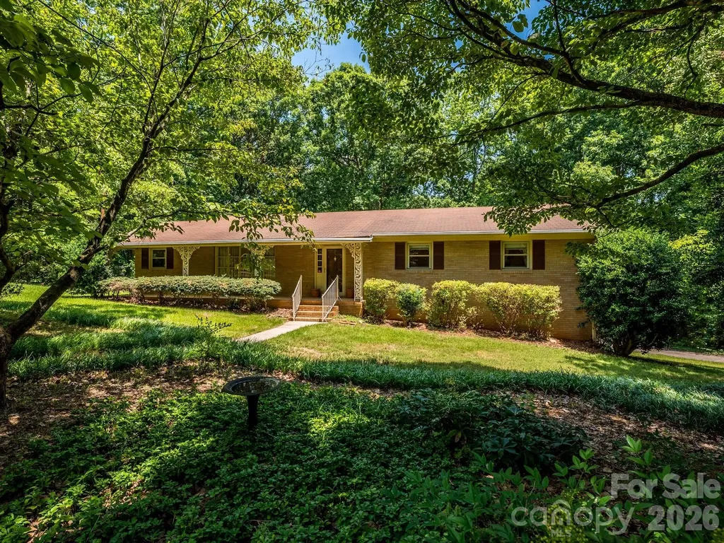 3712 Brookwood Road Charlotte NC 28215