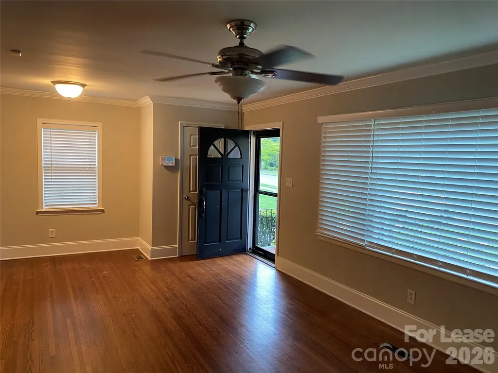 1323 Carolyn Drive Charlotte NC 28205