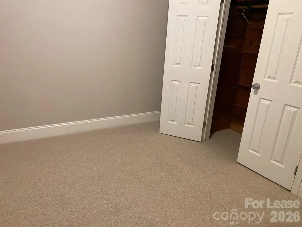 1323 Carolyn Drive Charlotte NC 28205