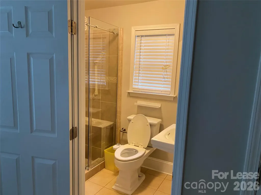 1323 Carolyn Drive Charlotte NC 28205