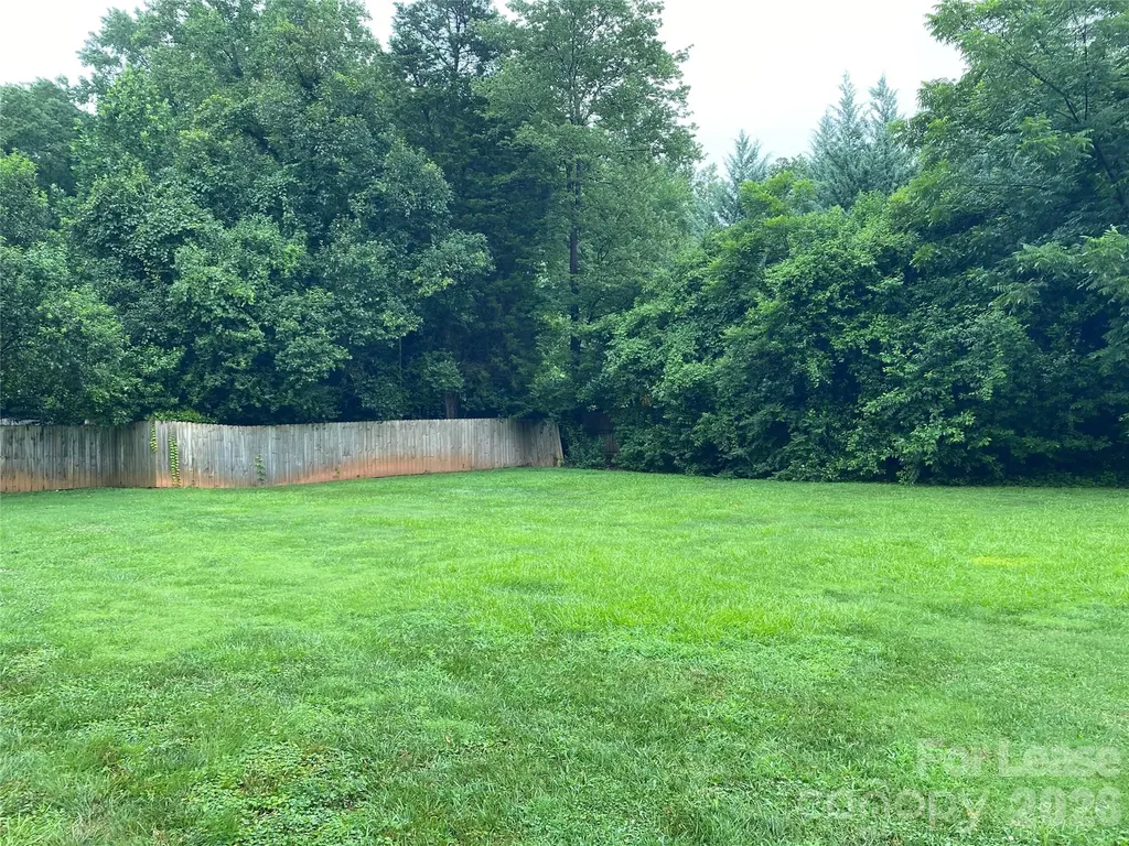 1323 Carolyn Drive Charlotte NC 28205
