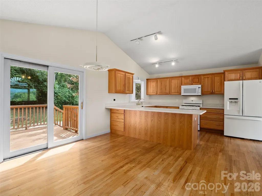 415 Knollwood Drive Waynesville NC 28786