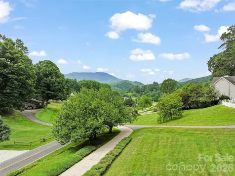 415 Knollwood Drive Waynesville NC 28786