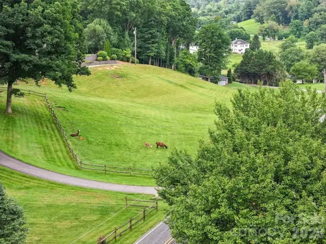 415 Knollwood Drive Waynesville NC 28786