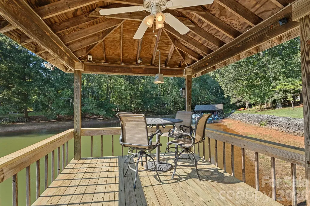 385 Sundown Road Mooresville NC 28117