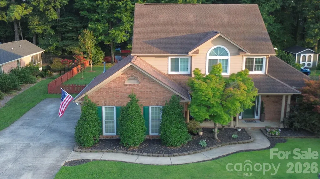 3267 Roberta Farms Court SW Concord NC 28027