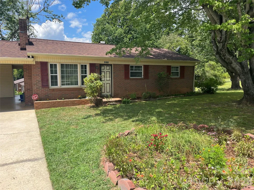 621 Legion Road Lenoir NC 28645