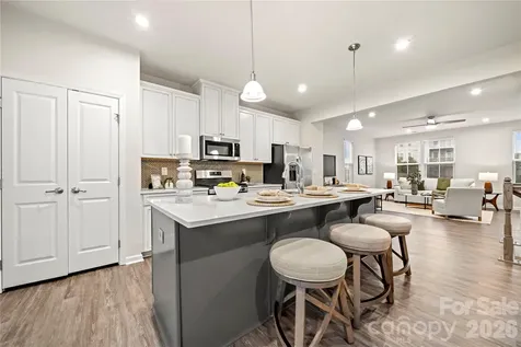 10620 Overlook Mountain Drive Charlotte NC 28216