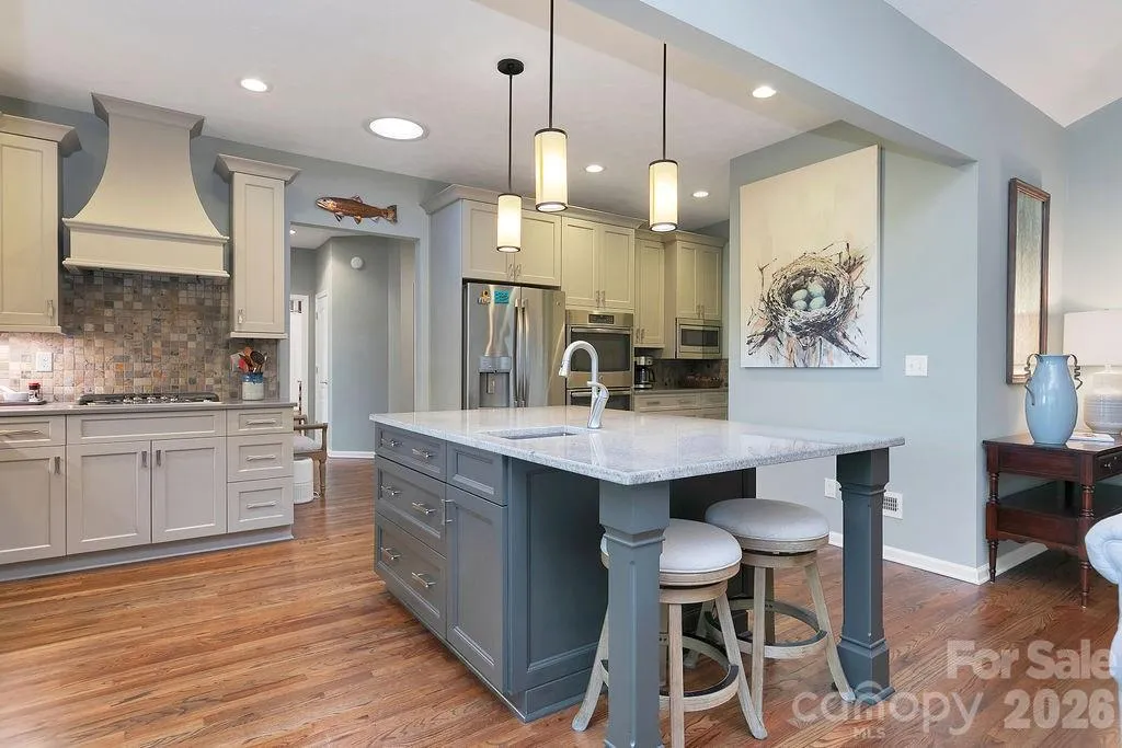 1625 Ugugu Drive Brevard NC 28712