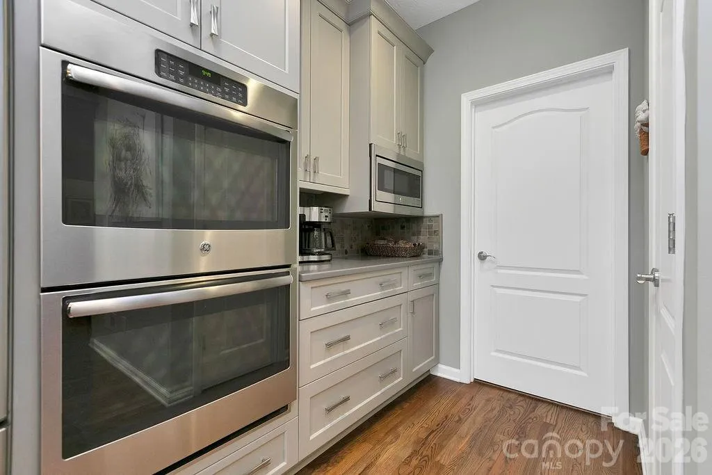 1625 Ugugu Drive Brevard NC 28712