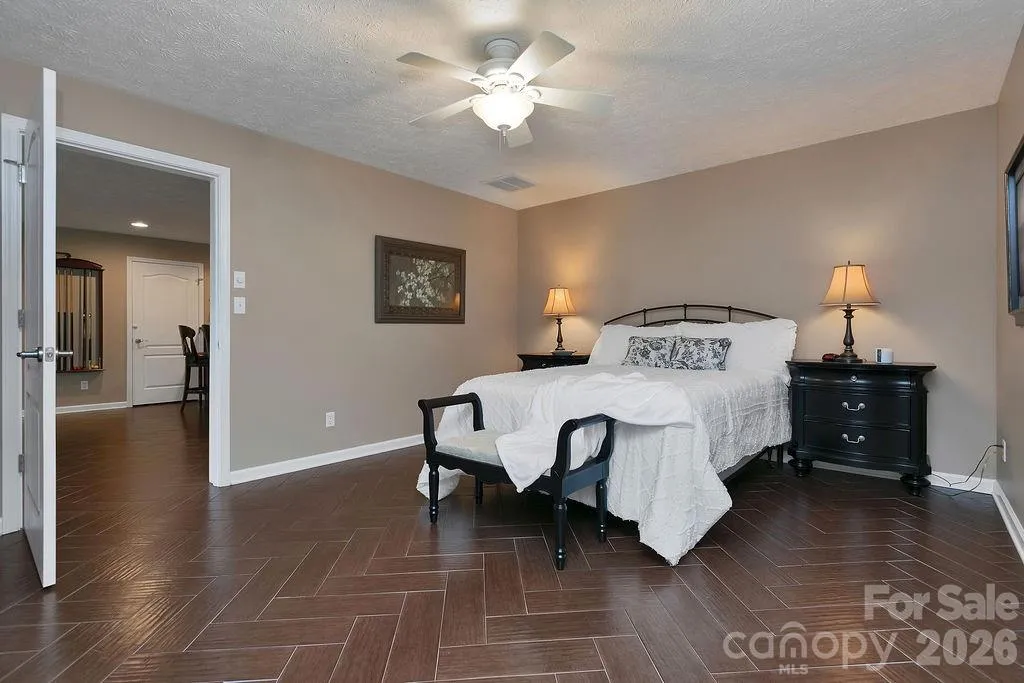 1625 Ugugu Drive Brevard NC 28712