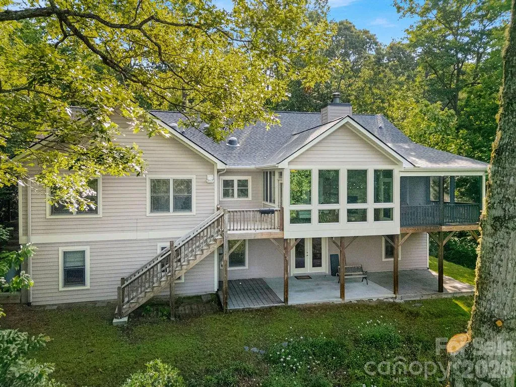 1625 Ugugu Drive Brevard NC 28712