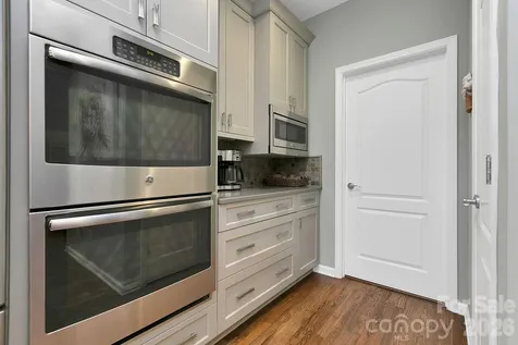 1625 Ugugu Drive Brevard NC 28712