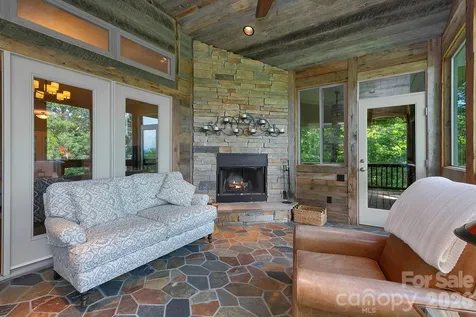 1625 Ugugu Drive Brevard NC 28712