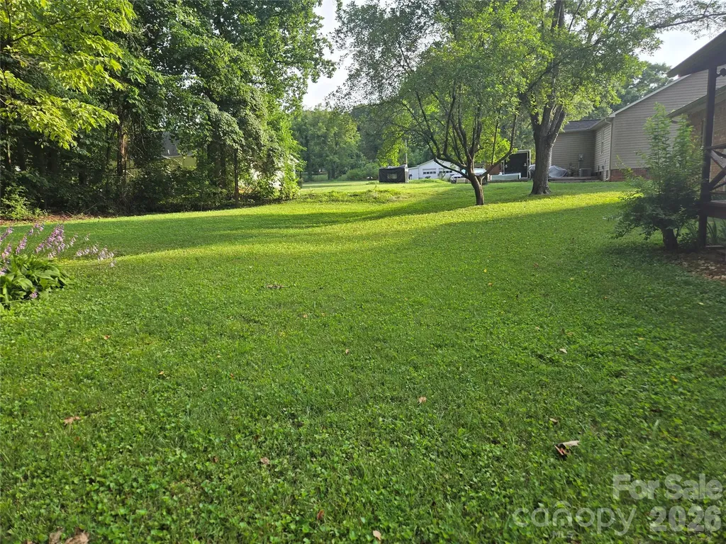 2553 Hickory Highway Statesville NC 28677