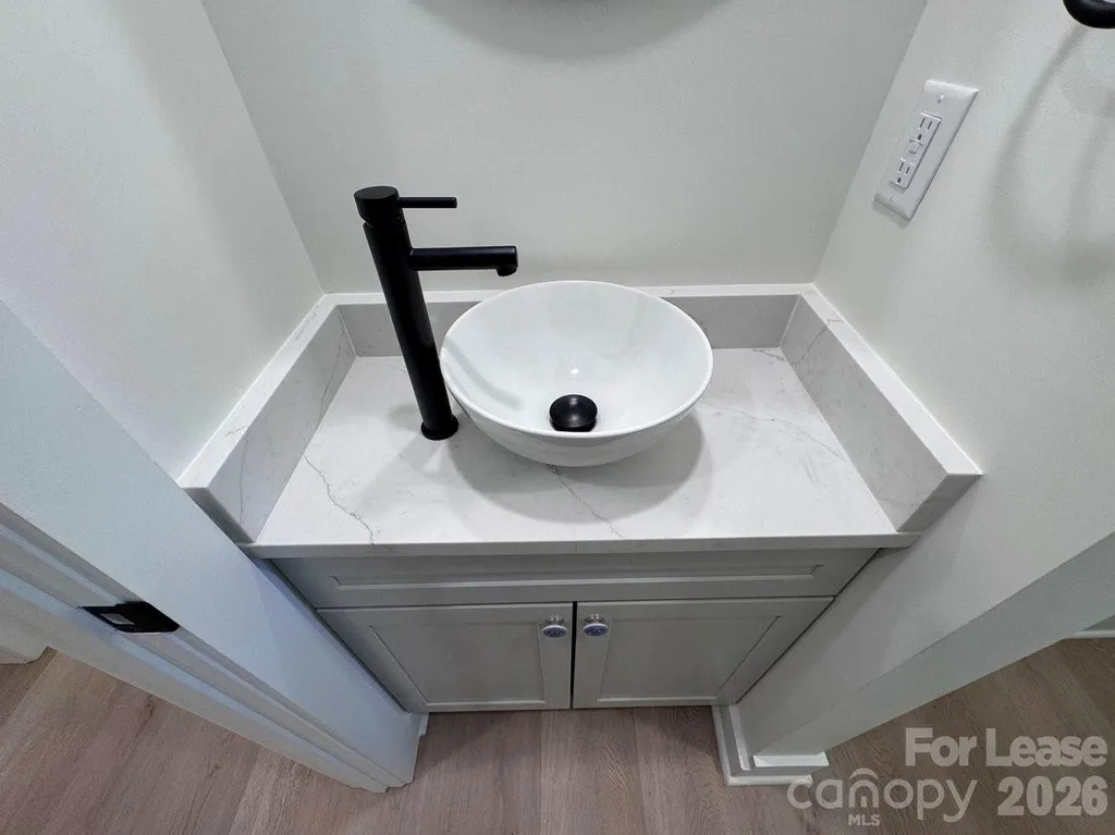 549 Manhasset Road Charlotte NC 28209