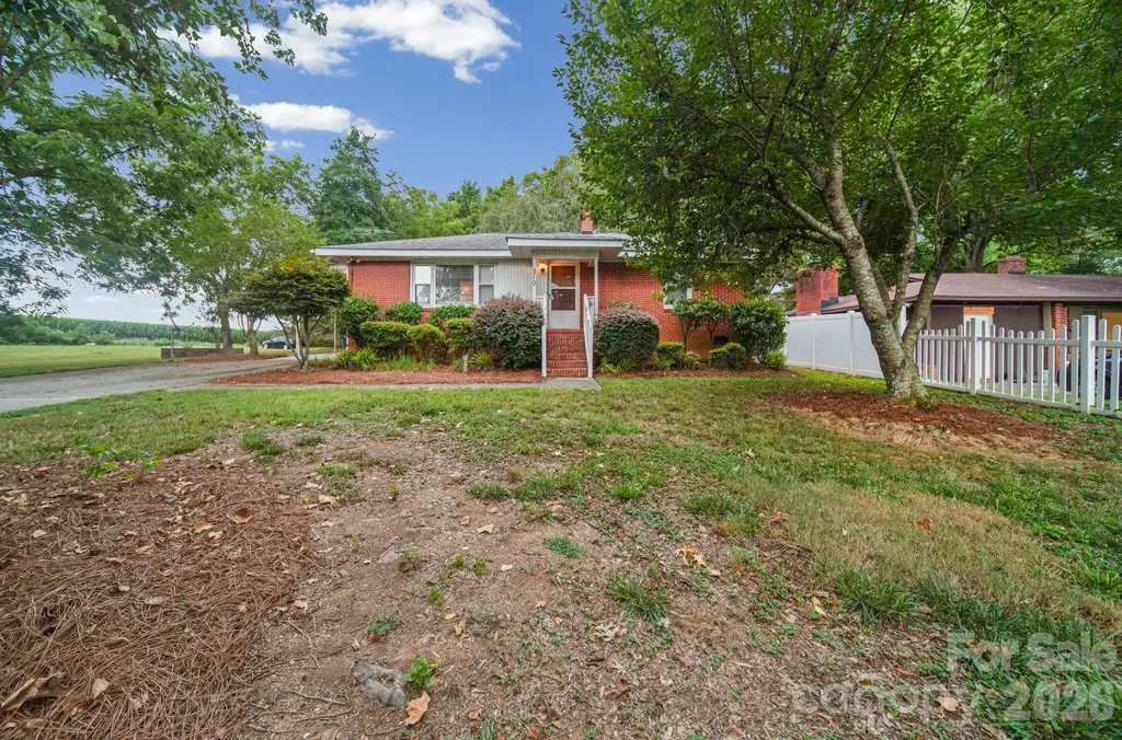 310 Austin Street Monroe NC 28112