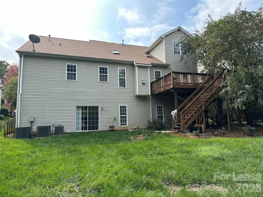 10822 Chamberlain Hall Court Charlotte NC 28277