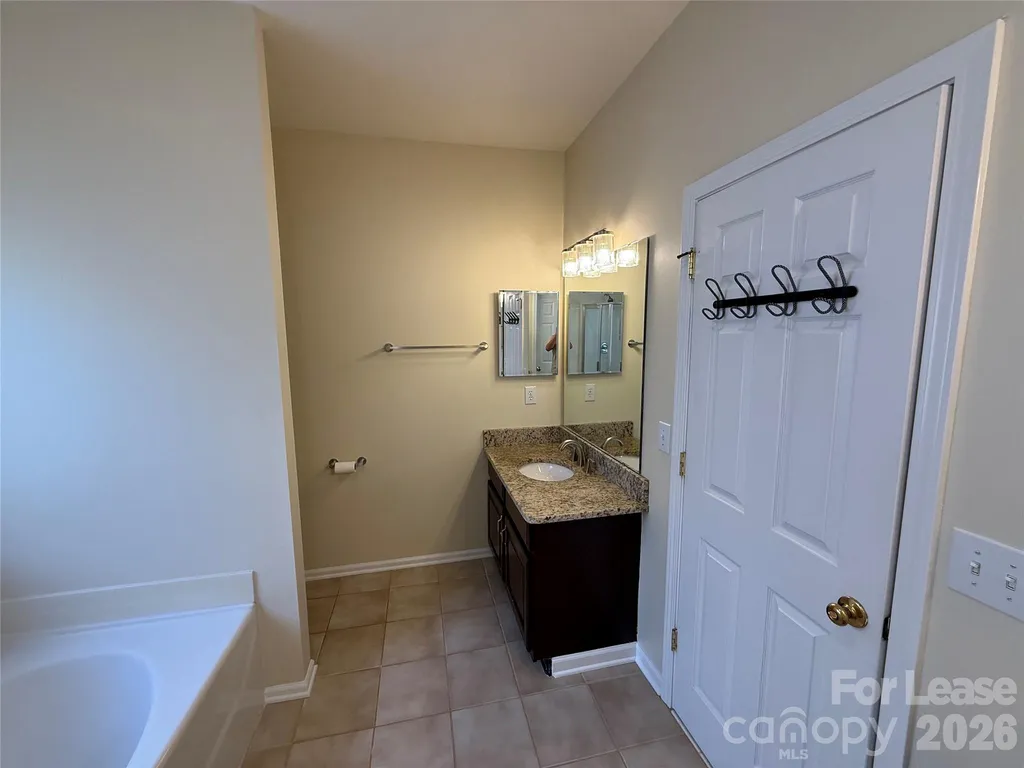 10822 Chamberlain Hall Court Charlotte NC 28277