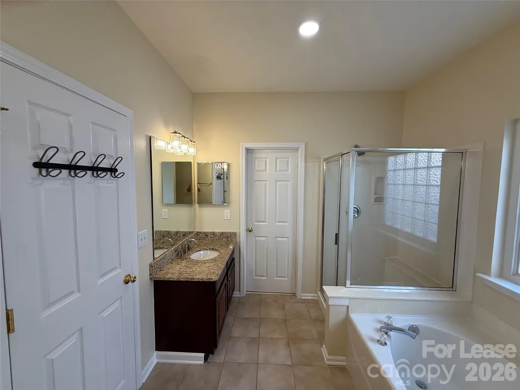 10822 Chamberlain Hall Court Charlotte NC 28277