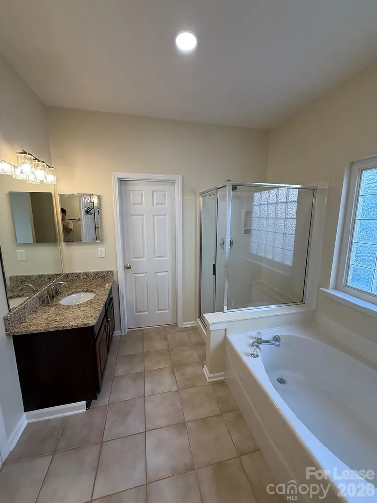 10822 Chamberlain Hall Court Charlotte NC 28277